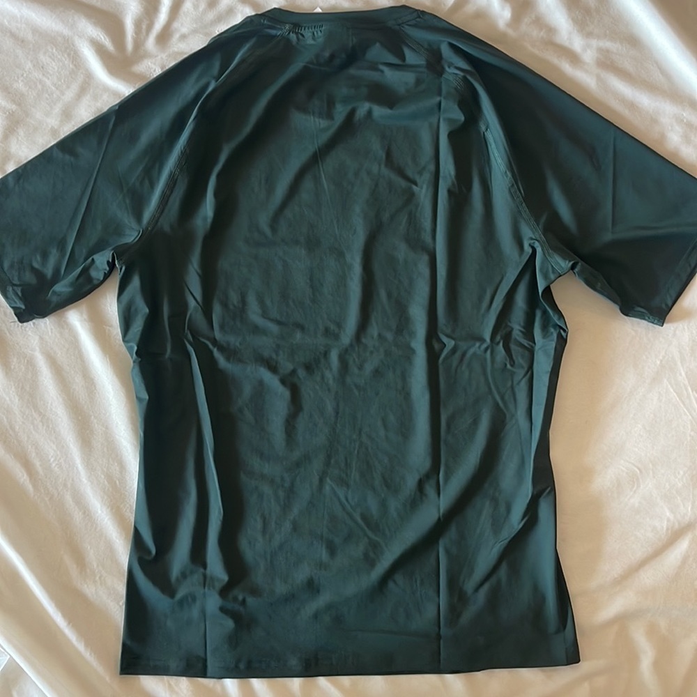 Gymshark Element Baselayer T-Shirt - Dark Green - Picture 5 of 8
